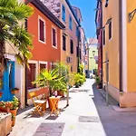 Studio-wohnung In Novigrad By Interhome Novigrad Istria